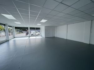 Photo 17- click for photo gallery